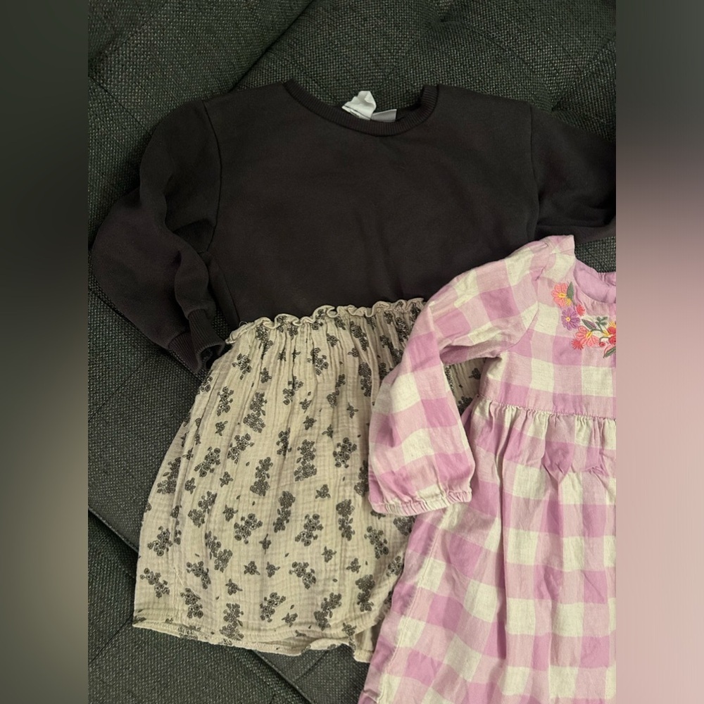 Lot of 3 x 3T toddler dresses - Picture 2 of 4